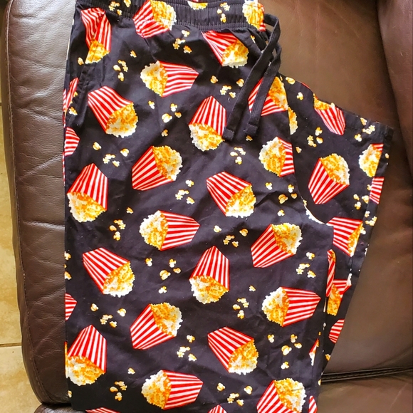 Old navy popcorn sleeping pants - Picture 1 of 2